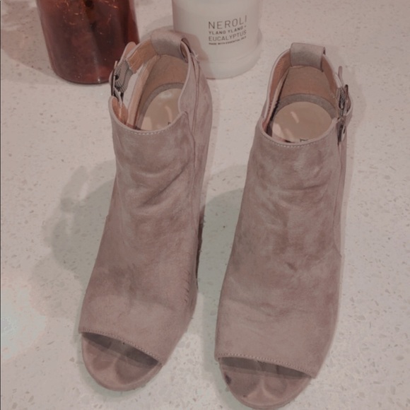 BAMBOO | Suede toe ankle boots - Picture 5 of 7